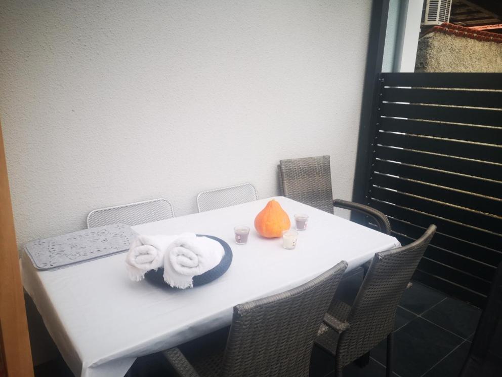 Aparthouse Alfa1 Aparthotel Catez ob Savi Luaran gambar